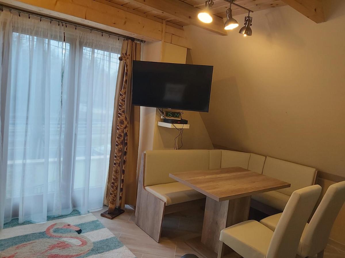 Flamingo Apartman Balatonszarszo Exterior foto