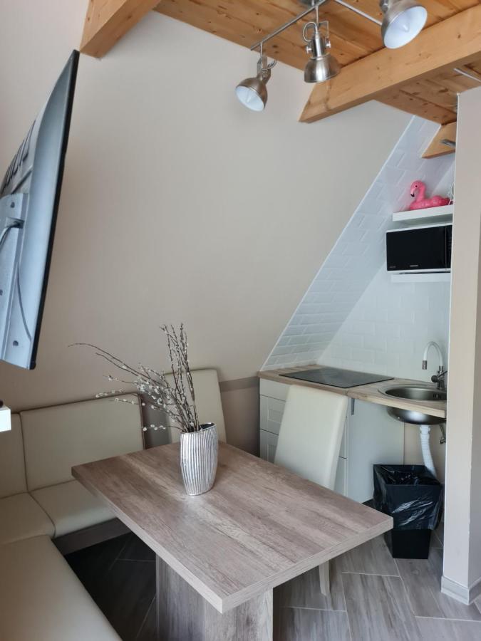 Flamingo Apartman Balatonszarszo Exterior foto